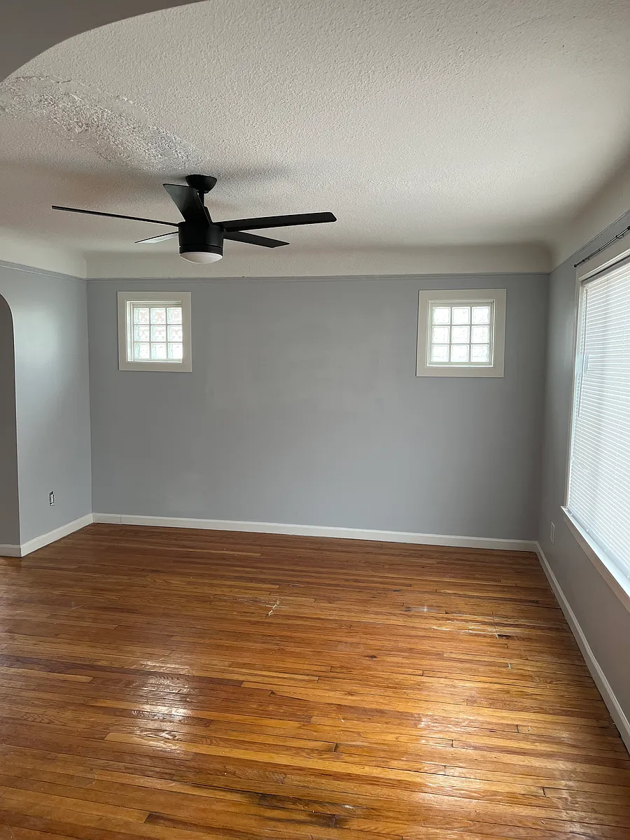 Building Photo - 8845 Meyers Rd #2