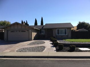 703 Oakbrook Dr, Fairfield, CA 94534