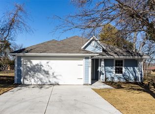 3223 Strong Ave, Fort Worth, TX 76105