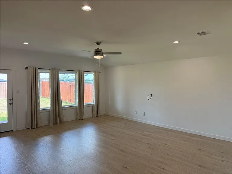 30014 Violet Sky Way — Photo 8