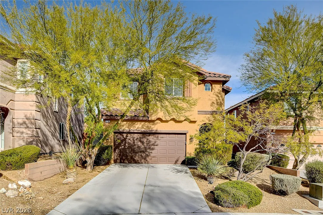 3 bed, 3.0 bath, 1995 sqft, $2,195 — Photo 1