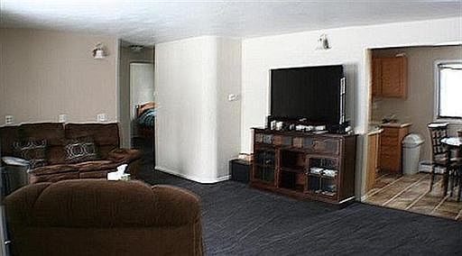 4th image of 617 Bentley Dr