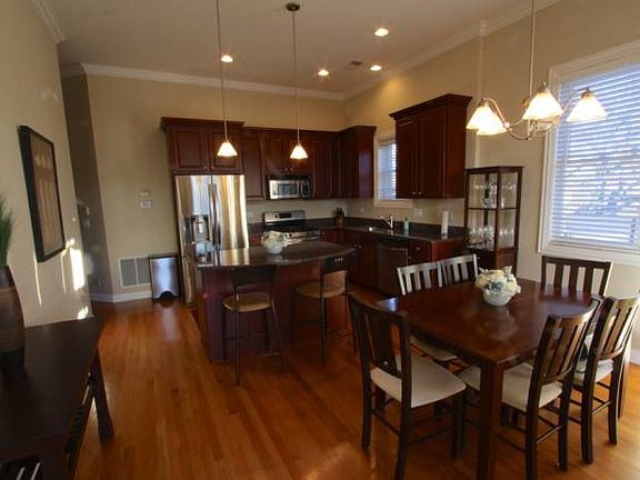 Dining/Kitchen