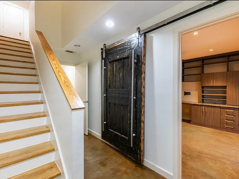 5235 Blossom St — Photo 6