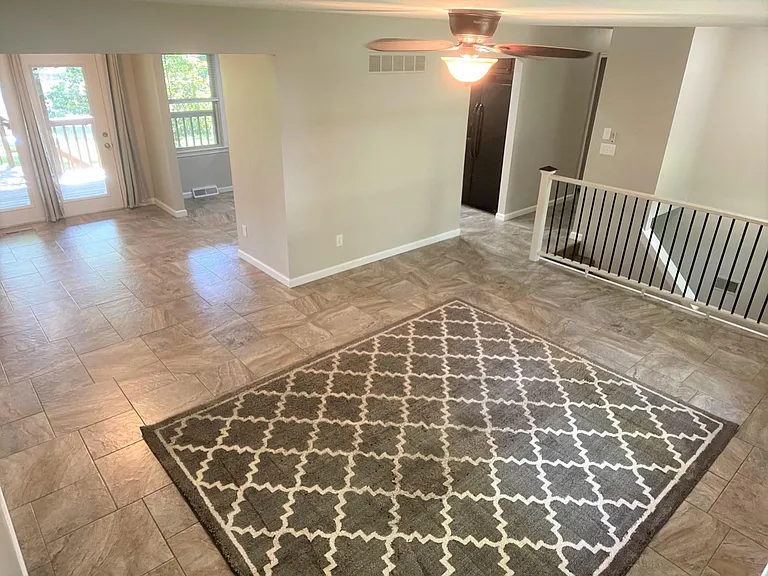14585 Red Rock Dr — Photo 6