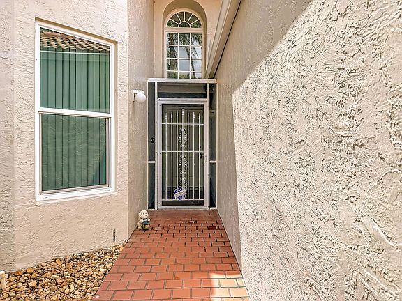 5th image of 10954 Lakemore Lane
