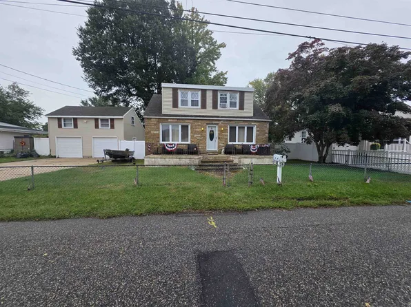 14 New Jersey Ave, Villas, NJ 08251