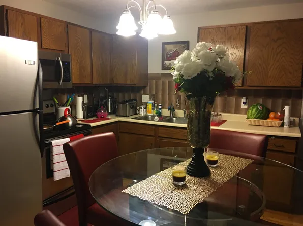 569 Smithfield Rd APT 16, North Providence, RI 02904