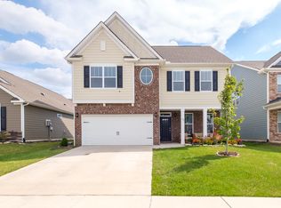 136 Thornberry Rd, Hendersonville, NC 28792