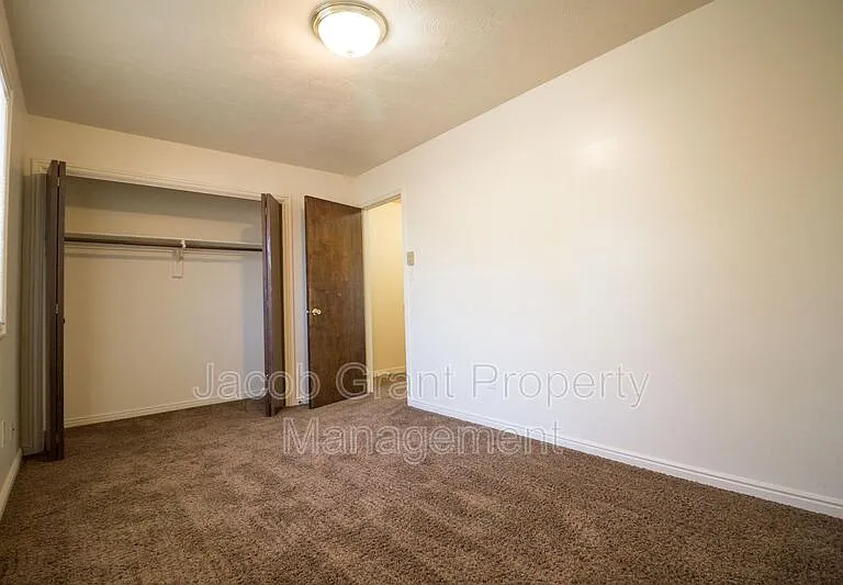 739 Whittier St — Photo 6
