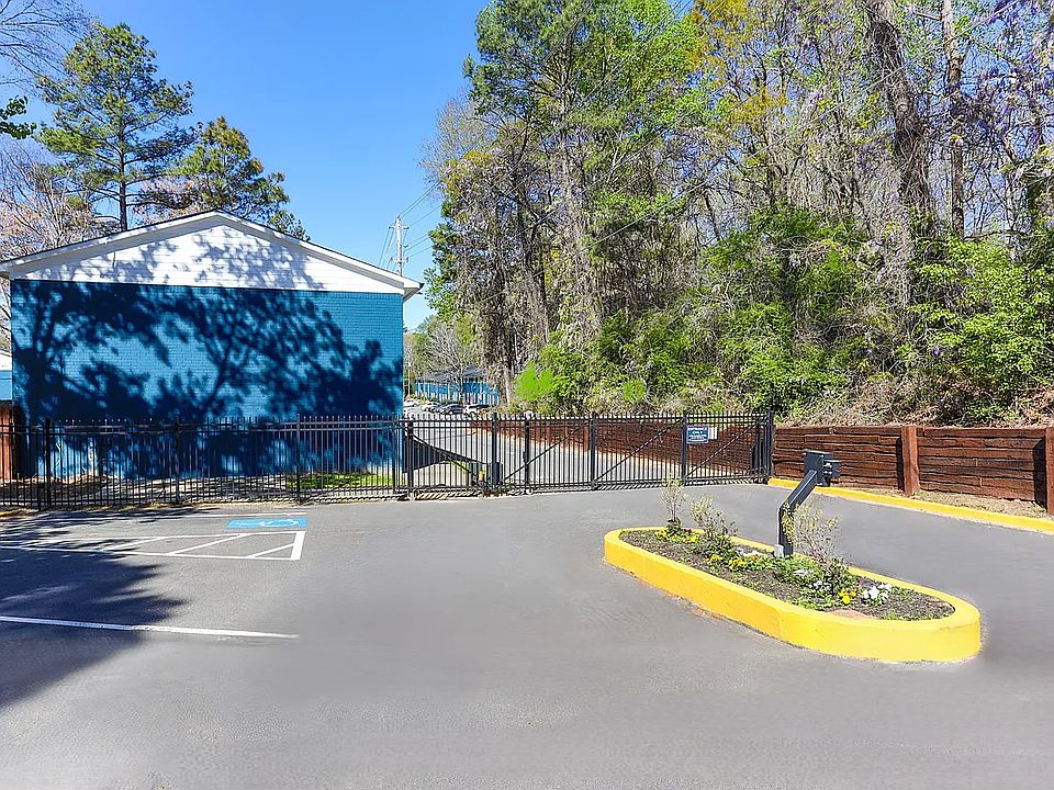 1st image of 5271 W Fayetteville Rd #E11