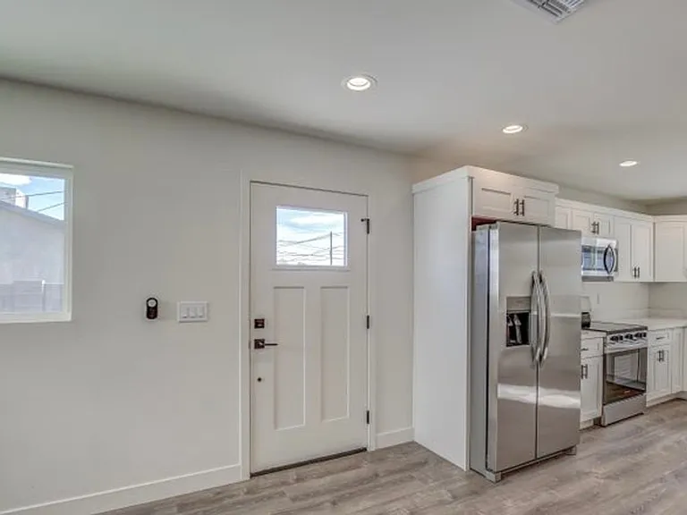 Versatile home in the heart of Phoenix — Photo 5