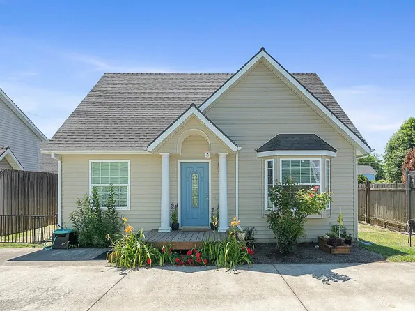 410 Del Monte Ave, Tillamook, OR 97141