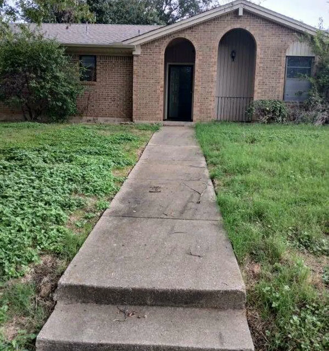 3 bed, 1391 sqft, $1,850 — Photo 2