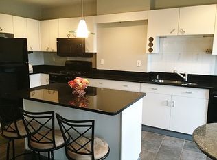 553 E 6th St #3, Boston, MA 02127