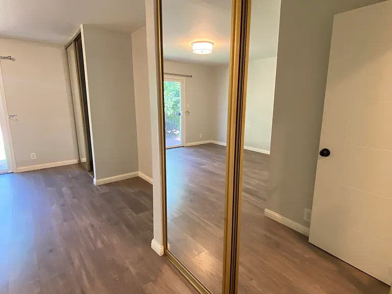 370 Colville Dr — Photo 19