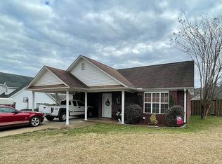 103 Willow Creek Dr, Saltillo, MS 38866