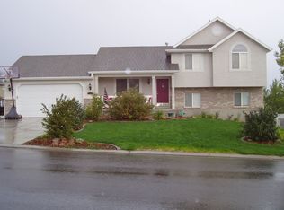 44 E Horseshoe Rd, Saratoga Springs, UT 84045