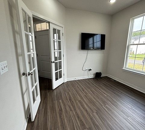 5th image of 8936 Lewdown Pl