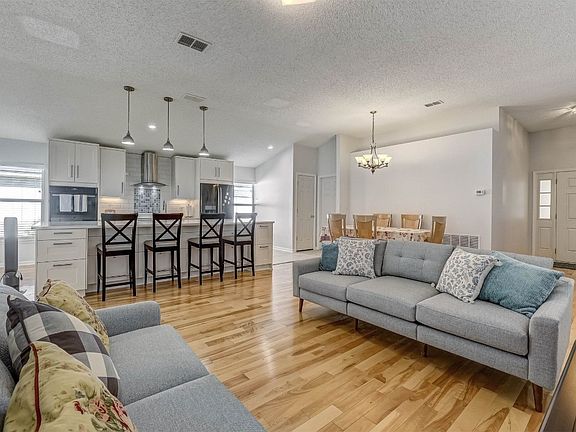 2nd image of 12380 Arrowleaf Ln