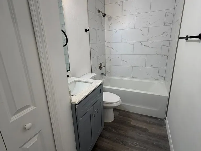 2122 Armour Rd #2122 — Photo 8