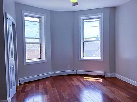 2nd image of 94 North St APT 4S