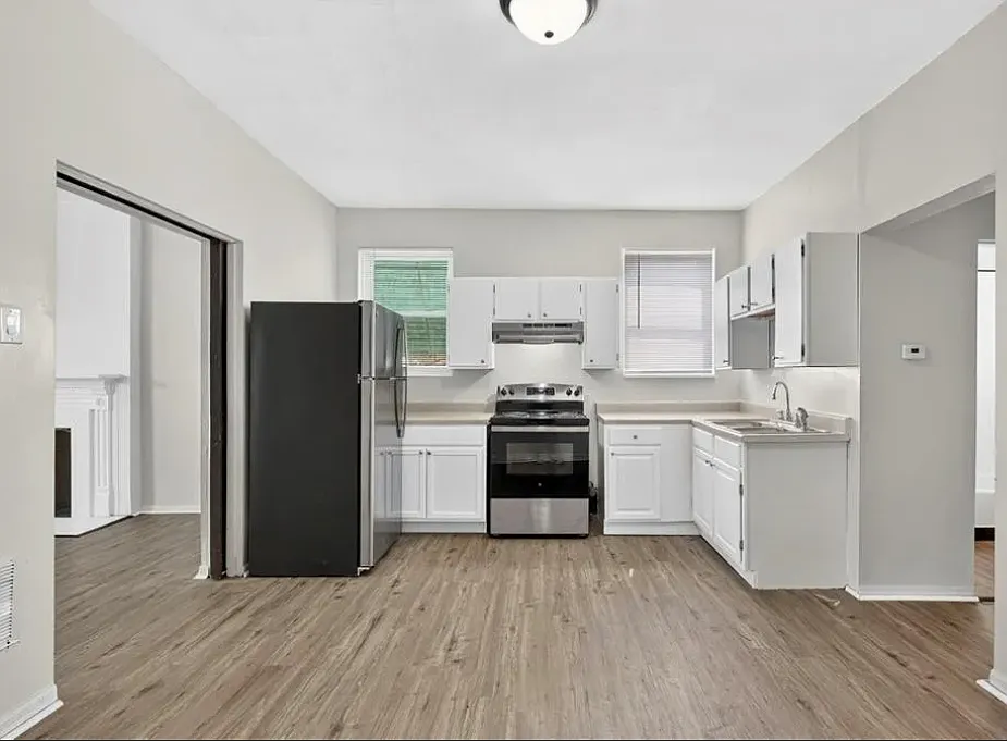 3829 South Compton Avenue, Unit A — Photo 4