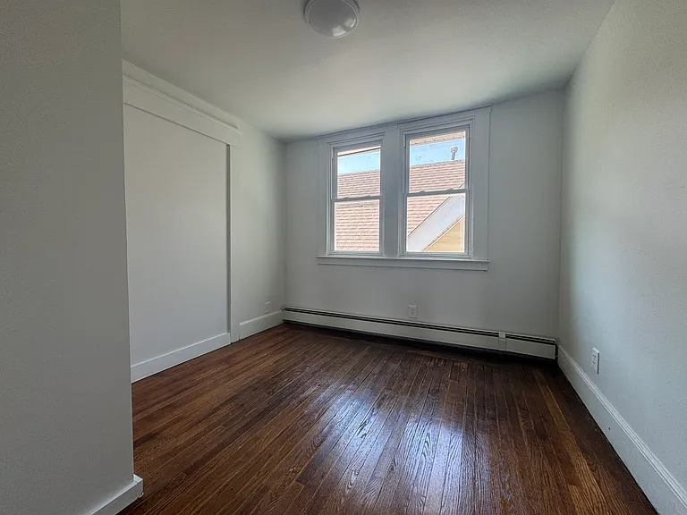 69 Frank St #C3 — Photo 11