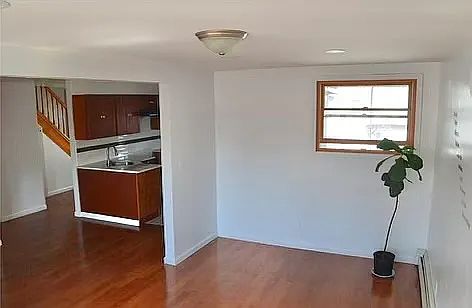 2nd image of 25 Lester Ct