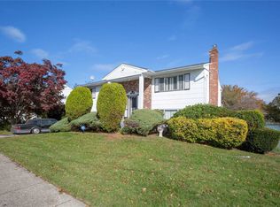 75 Root Ave, Central Islip, NY 11722