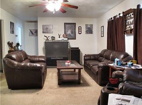 2nd image of 8493 Hines Ln