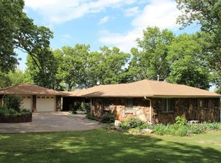 25180 S 640 Rd, Grove, OK 74344