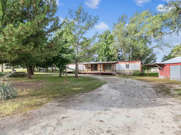 4558 SW 100th St, Augusta, KS 67010