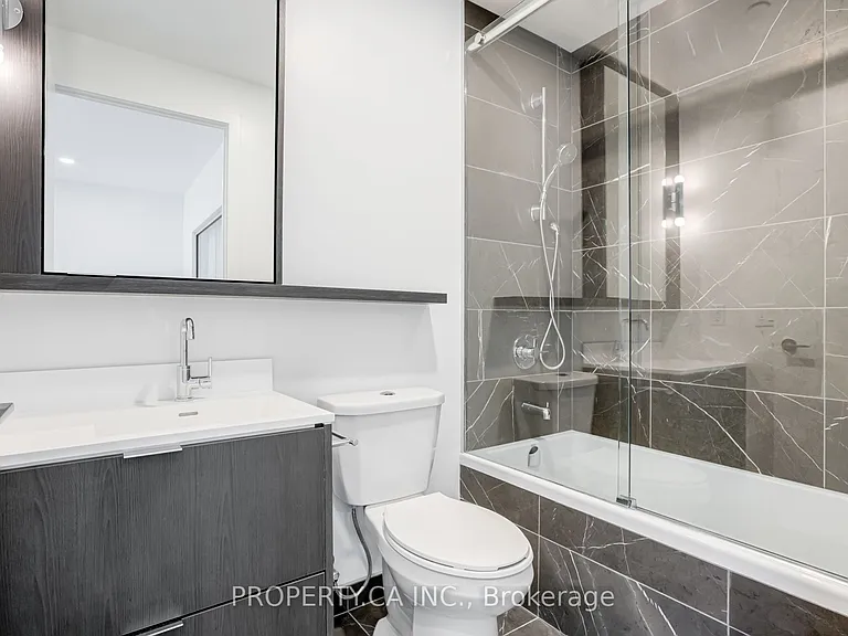6 Greenbriar Rd #106 — Photo 36
