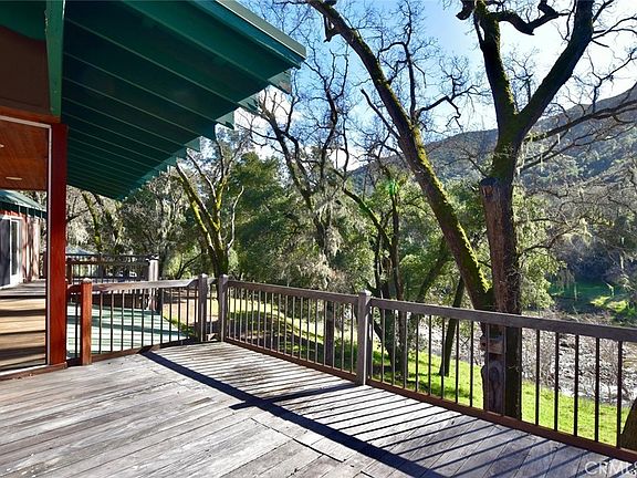 5th image of 76450 Deer Pass Rd