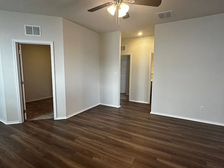 Cobb Branch Dr — Photo 18