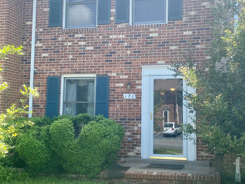1st image of 171 Farrell Ln