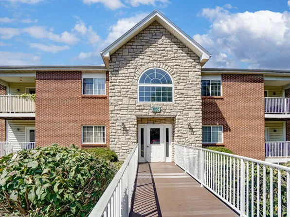 600 Friars Ln APT 10, Florence, KY 41042