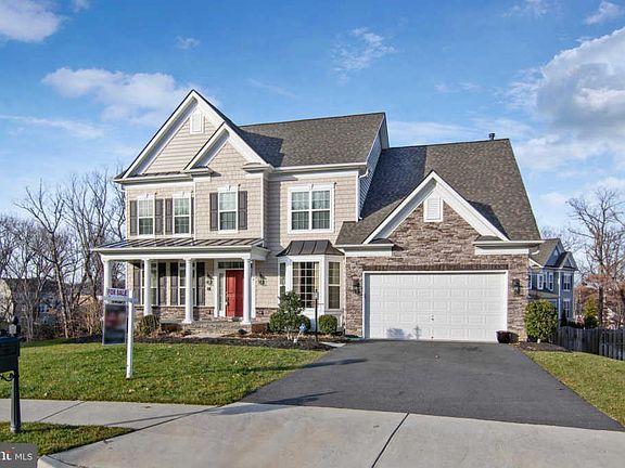 3rd image of 54 Bradbury Way