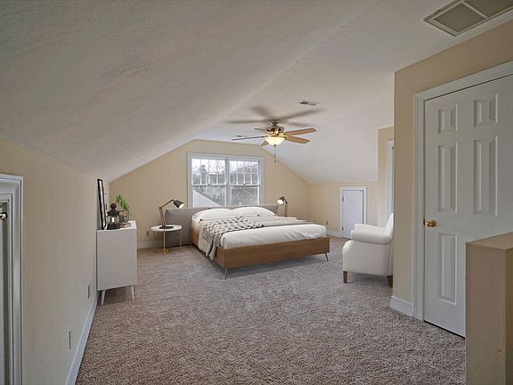 2nd image of 3036 Falmouth Dr