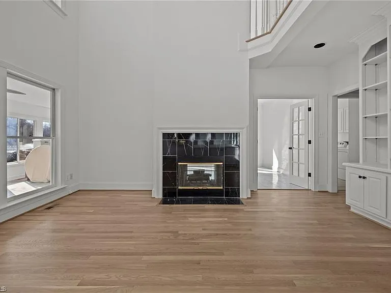 5305 Coveview Ct — Photo 8
