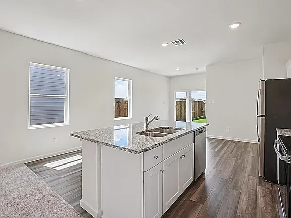 4405 Wood Fern Rd — Photo 8