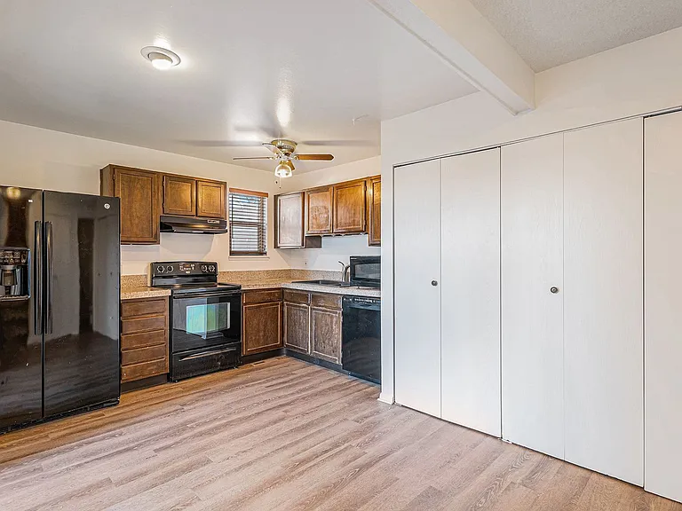 9574 E Kansas Cir #26 — Photo 3