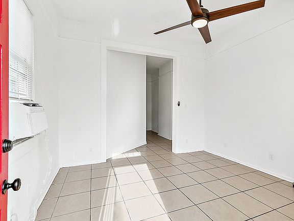 2nd image of 1538 Music St