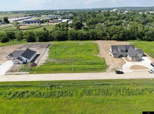 23808 Mary Jo Ln, Waterloo, NE 68069