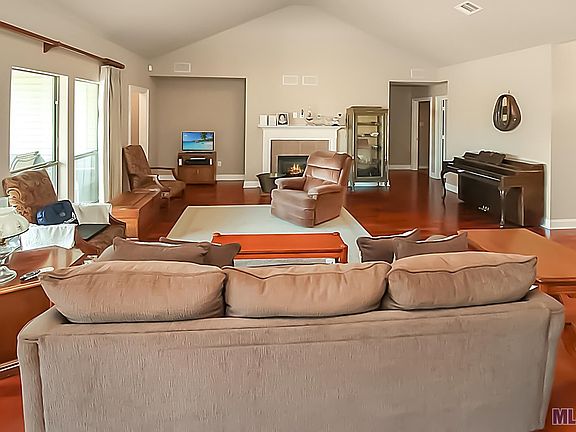 4th image of 11414 Copperwood Dr