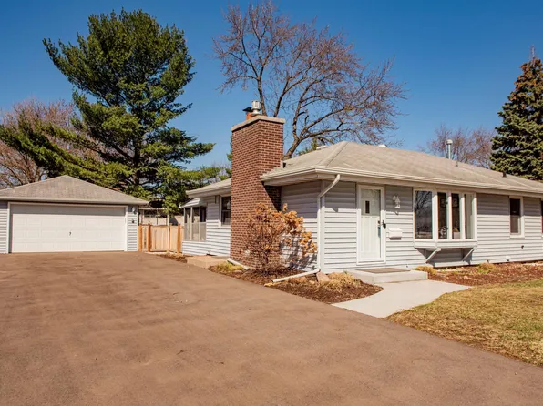 8746 Chicago Ave S, Bloomington, MN 55420