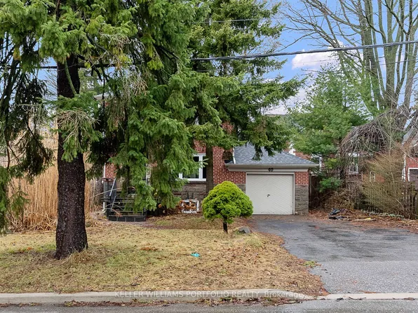 40 Scarboro Cres, Toronto, ON M1M 2J4