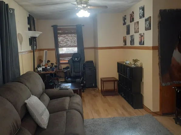 (undisclosed Address), Saugus, MA 01906