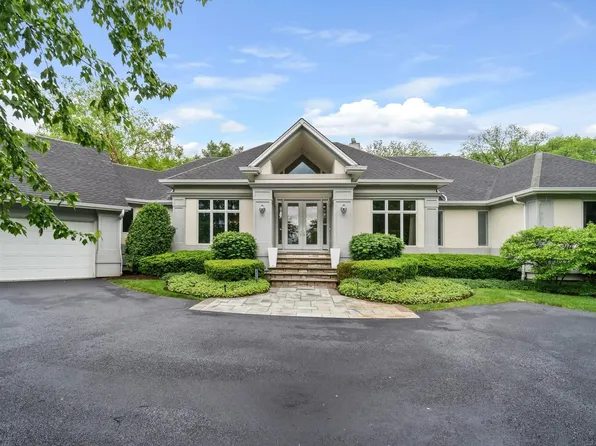 3N248 Campton Wood Dr, Elburn, IL 60119